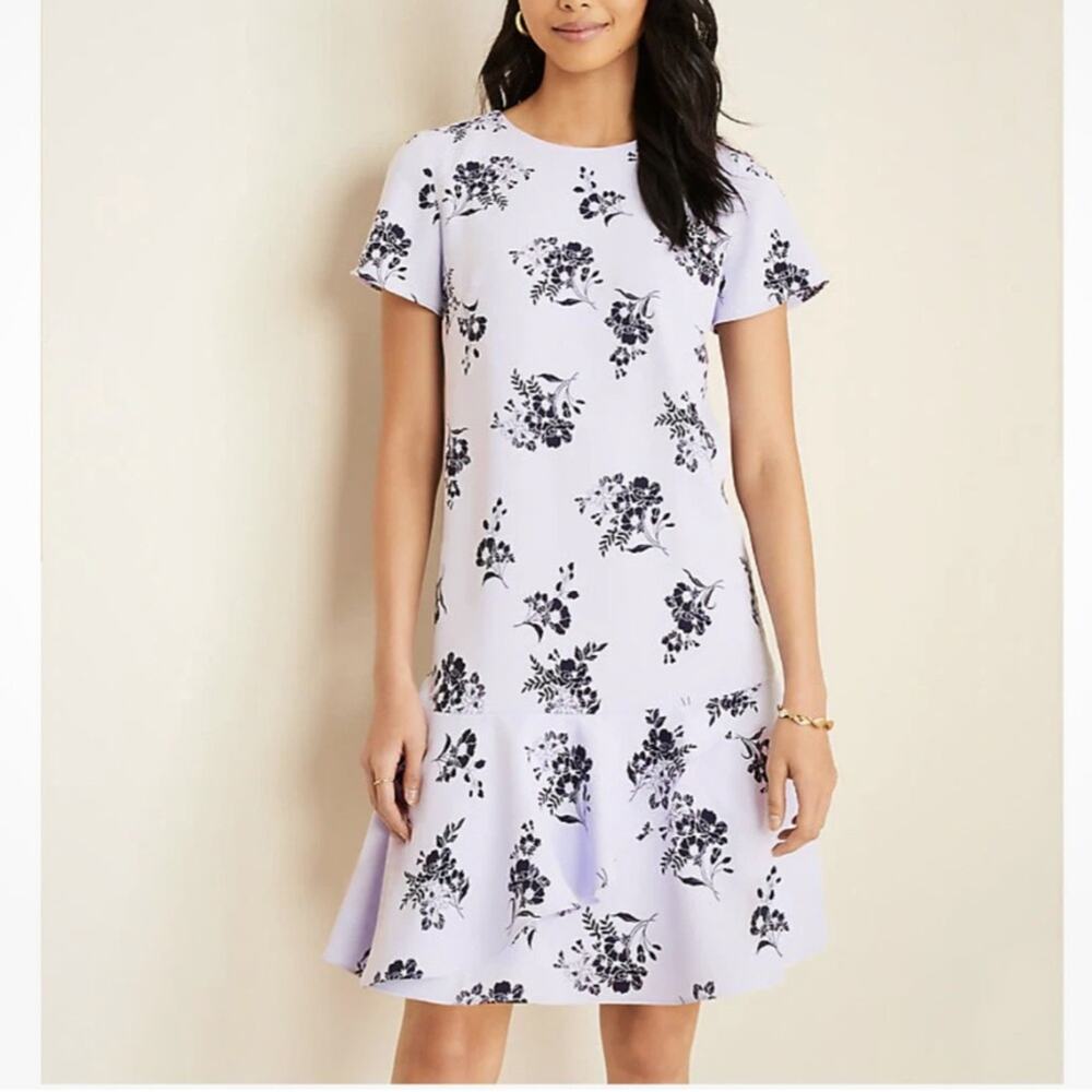 Ann Taylor Womens 10 Sunny Poppy Flounce Shift Dress in Light Purple Black
